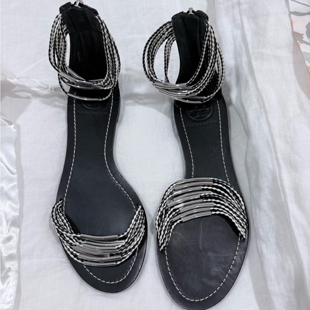Tory Burch Black/Silver gladiator style sandals size 7.